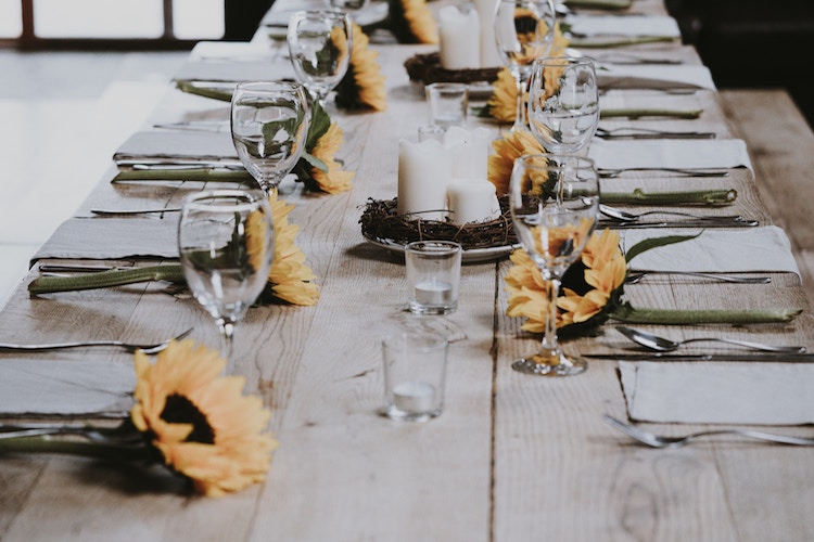 DIY Wedding Decorations Table